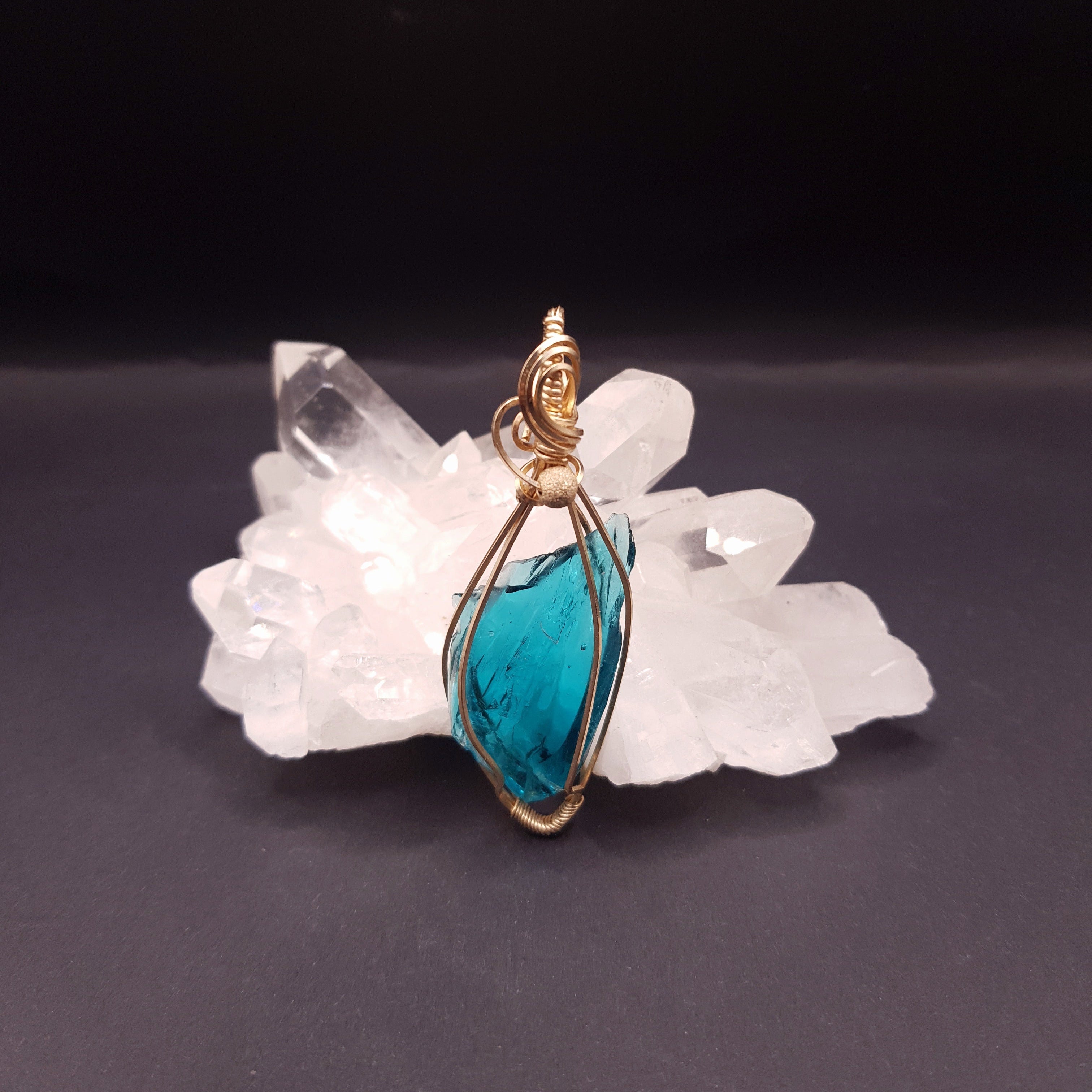 Ciondolo con Cristallo Andara Oro 14K – Blu Verde Oceano – Attivazione DNA