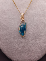 Ciondolo con Cristallo Andara Oro 14K – Blu Verde Oceano – Attivazione DNA