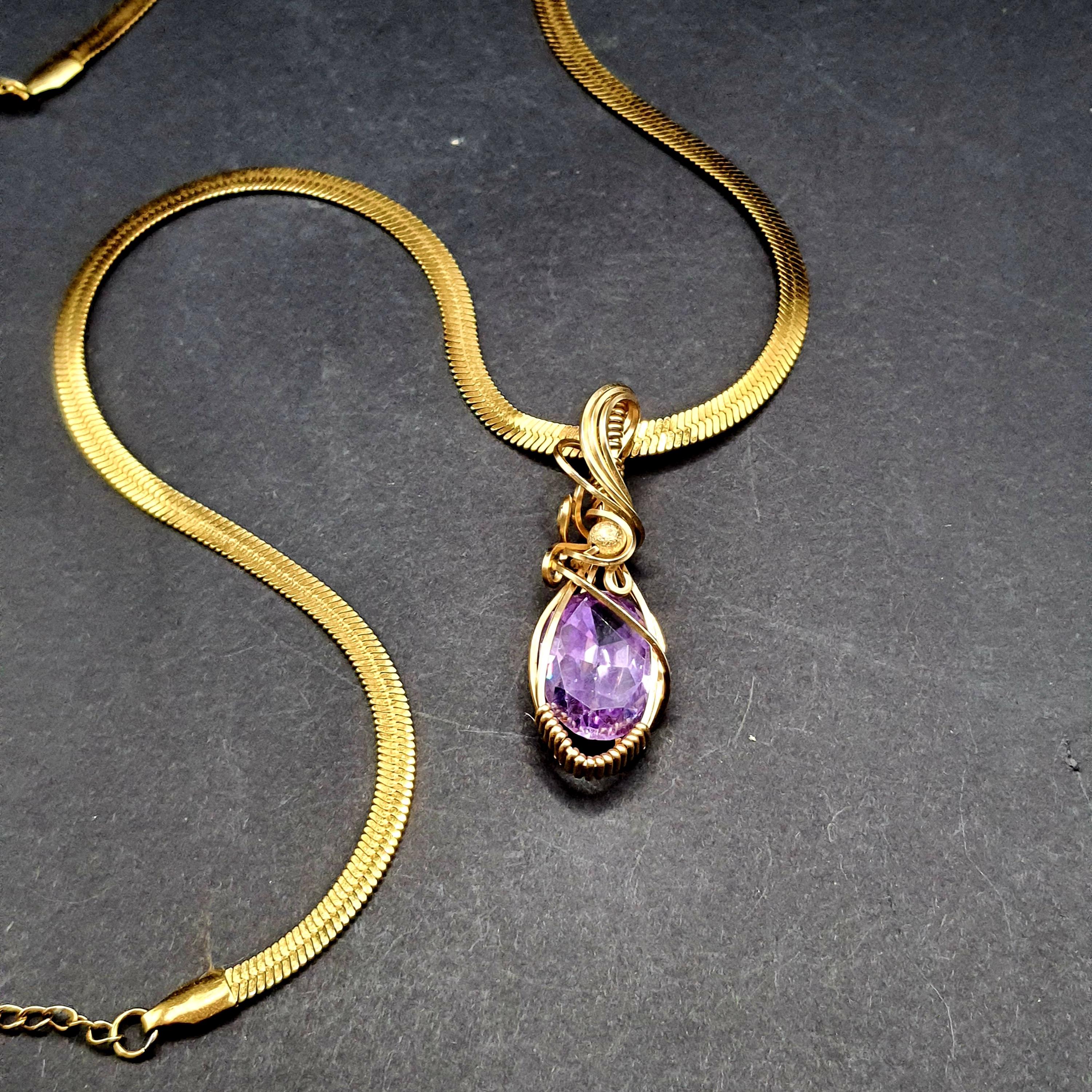 Pendente Andara  Amethyst Violet Flame Oro 14k Taglio Diamante – Attivazione DNA