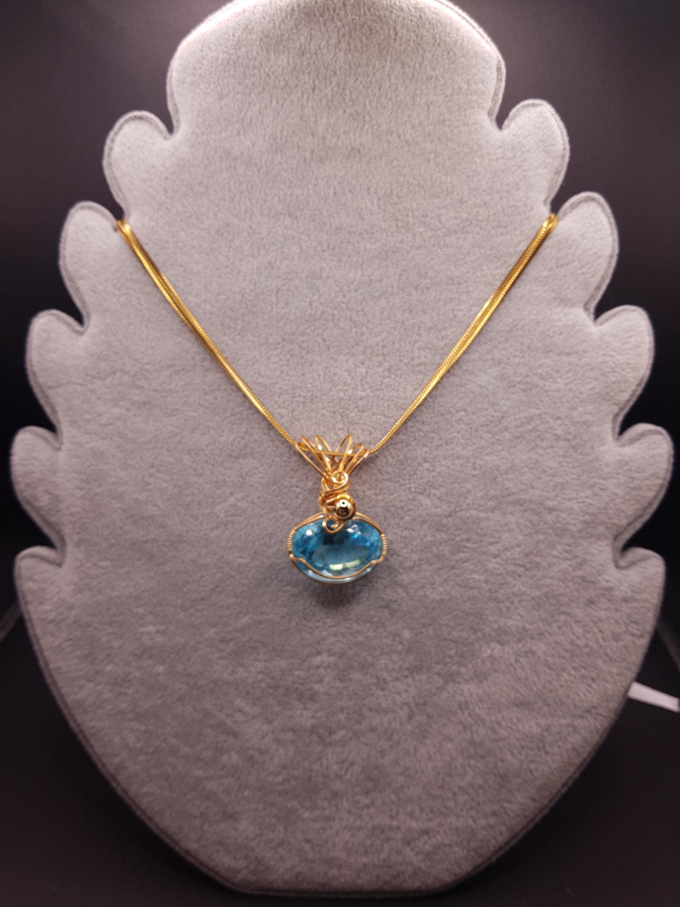 Pendente Lion's Gate Andara Celestial Aqua Oro 14k – Attivazione DNA e Guarigione Energetica